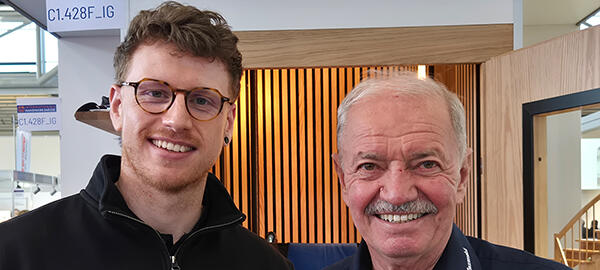 Portarit der Gewinner des Bundesinnovationspreises 2026, Marius Krösser (Clight) und Siegfried Schmid (Flexomobil)